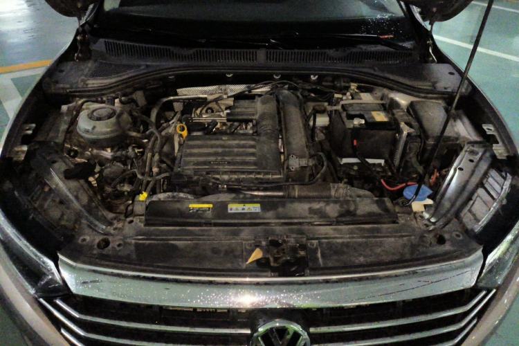 Used Volkswagen Sagitar 2021 280TSI DSG Excellence Edition Engine Bay