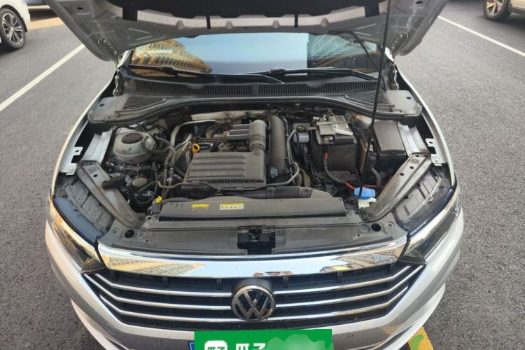 Used Volkswagen Sagitar 2021 280TSI DSG Luxury Smart Connectivity Edition Engine Bay
