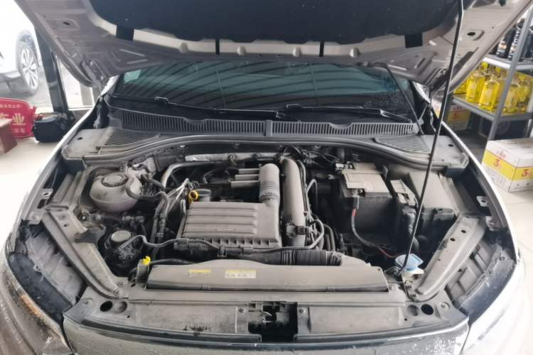 Used Volkswagen Sagitar 2021 280TSI DSG Excellence Edition Engine Bay