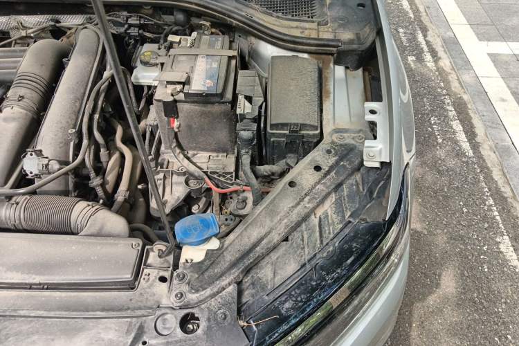 Used Volkswagen Sagitar 2021 280TSI DSG Luxury Smart Connectivity Edition Engine Bay Left