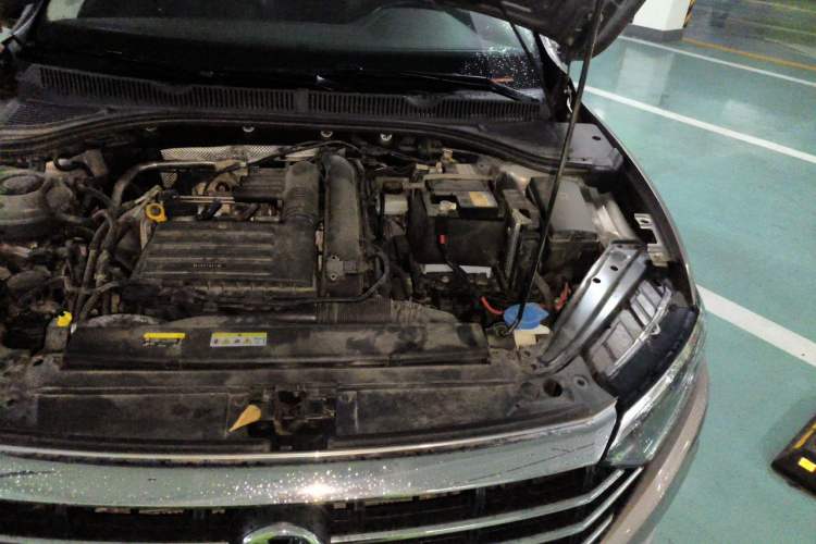 Used Volkswagen Sagitar 2021 280TSI DSG Excellence Edition Engine Bay Left