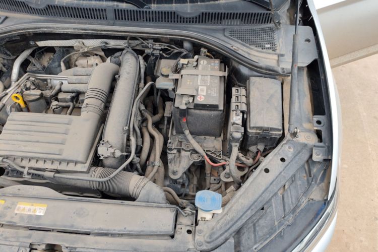 Used Volkswagen Sagitar 2021 280TSI DSG Luxury Smart Connectivity Edition Engine Bay Left