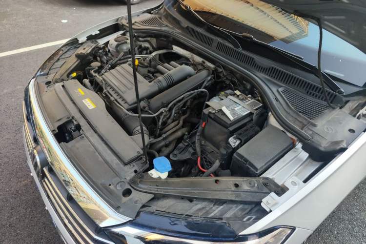 Used Volkswagen Sagitar 2021 280TSI DSG Luxury Smart Connectivity Edition Engine Bay Left