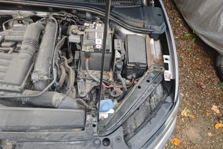 Used Volkswagen Sagitar 2021 280TSI DSG Excellence Edition Engine Bay Left