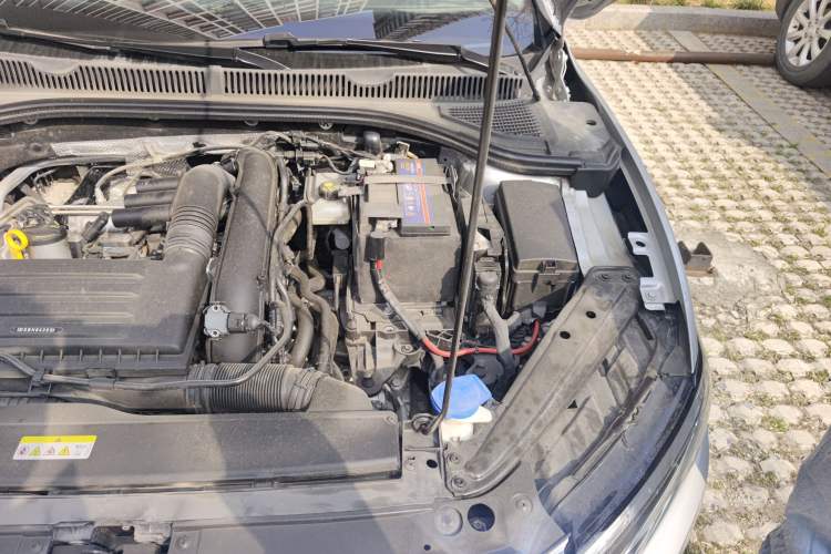 Used Volkswagen Sagitar 2021 280TSI DSG Excellence Edition Engine Bay Left