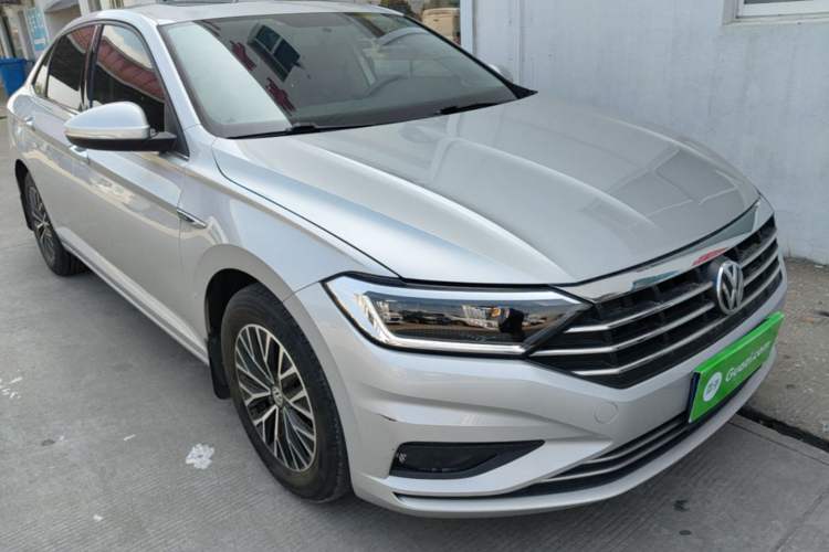 Used Volkswagen Sagitar 2021 200TSI DSG Comfort Connect Edition Front Right 45 Deg