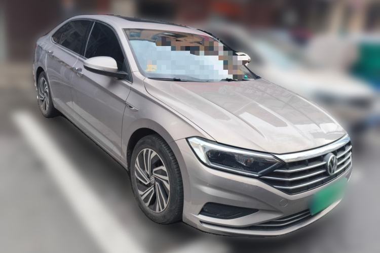 Used Volkswagen Sagitar 2021 280TSI DSG Excellence Edition Front Right 45 Deg