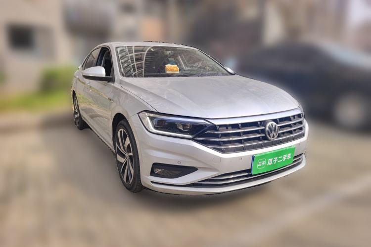Used Volkswagen Sagitar 2021 280TSI DSG Excellence Edition Front Right 45 Deg