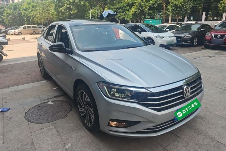 Used Volkswagen Sagitar 2021 200TSI DSG Excellence Edition Front Right 45 Deg