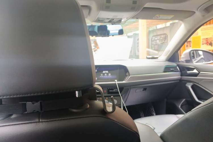 Used Volkswagen Sagitar 2021 280TSI DSG Comfort Connect Edition Headliner