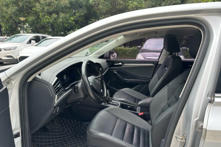 Used Volkswagen Sagitar 2021 280TSI DSG Comfort Connect Edition Interior 2