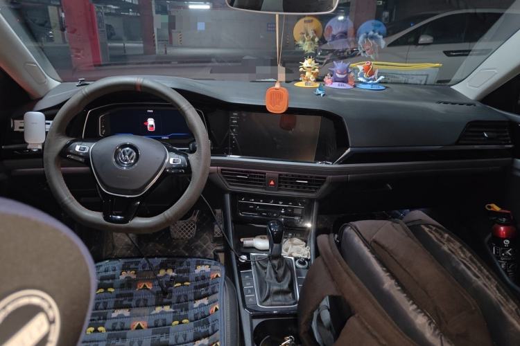 Used Volkswagen Sagitar 2021 280TSI DSG Luxury Smart Connectivity Edition Interior 2