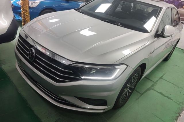 Ojetý Volkswagen Sagitar 2021 280TSI DSG Comfort Connect Edition