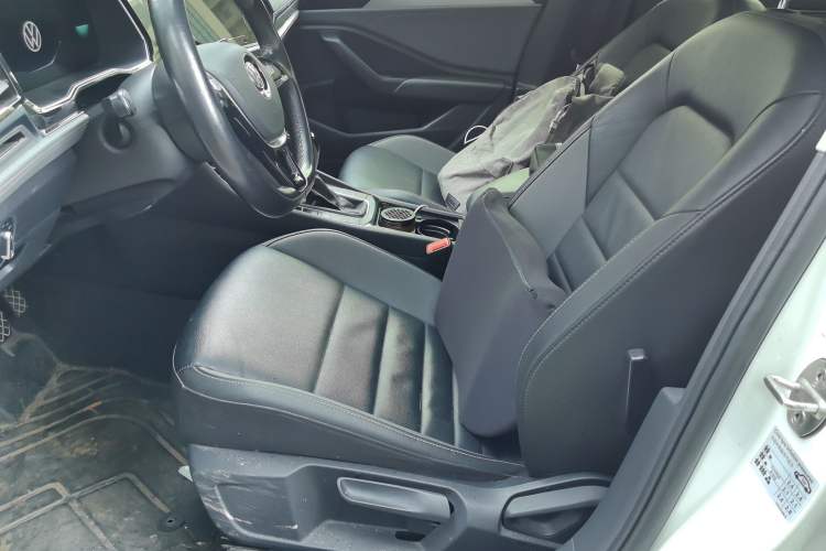 Used Volkswagen Sagitar 2021 280TSI DSG Comfort Connect Edition Left Front Seat