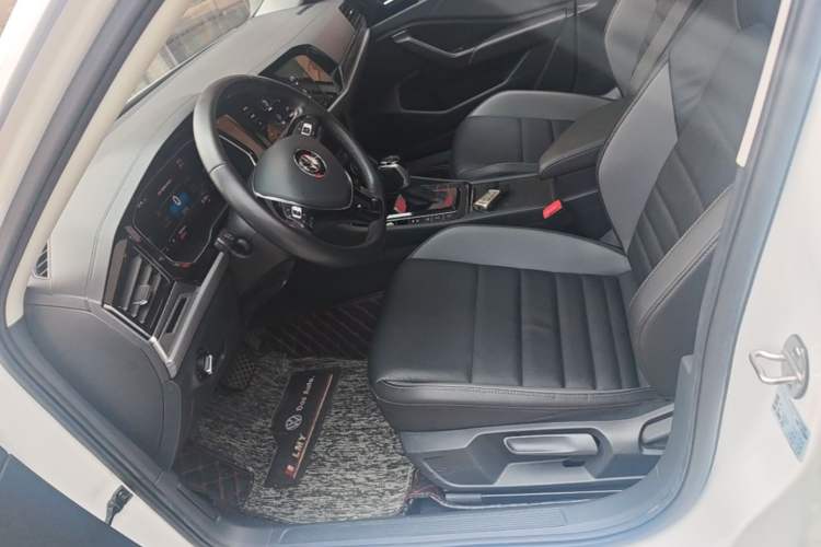 Used Volkswagen Sagitar 2021 200TSI DSG Excellence Edition Left Front Seat