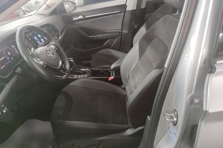 Used Volkswagen Sagitar 2021 280TSI DSG Luxury Smart Connectivity Edition Left Front Seat