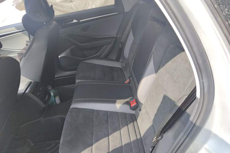 Used Volkswagen Sagitar 2021 280TSI DSG Excellence Edition Left Rear Seat