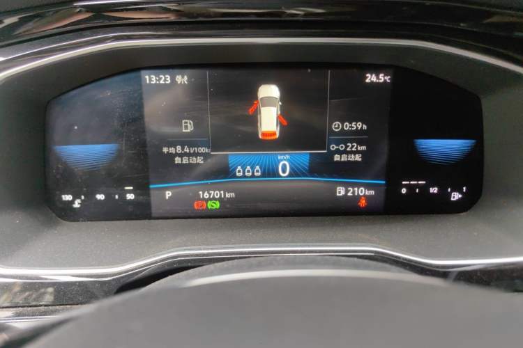 Used Volkswagen Sagitar 2021 200TSI DSG Excellence Edition Odometer Close Up
