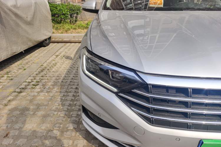 Used Volkswagen Sagitar 2021 280TSI DSG Excellence Edition Right Front Headlight