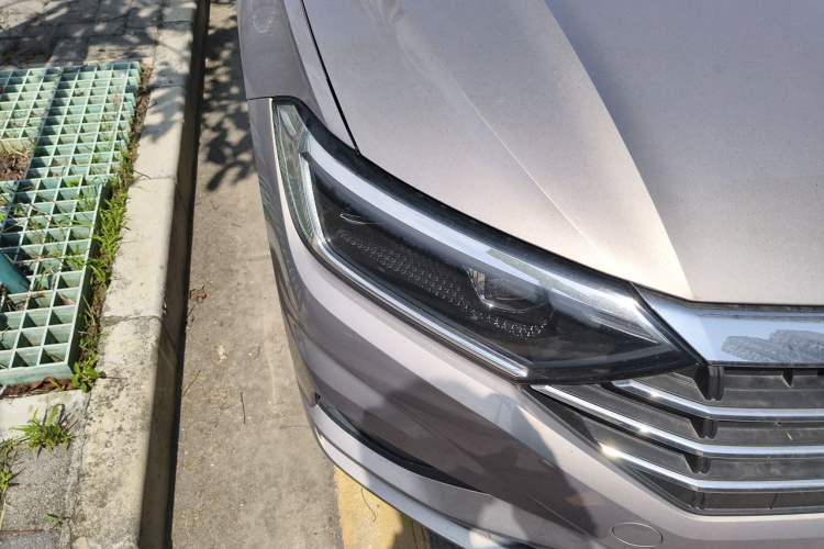 Used Volkswagen Sagitar 2021 280TSI DSG Excellence Edition Right Front Headlight