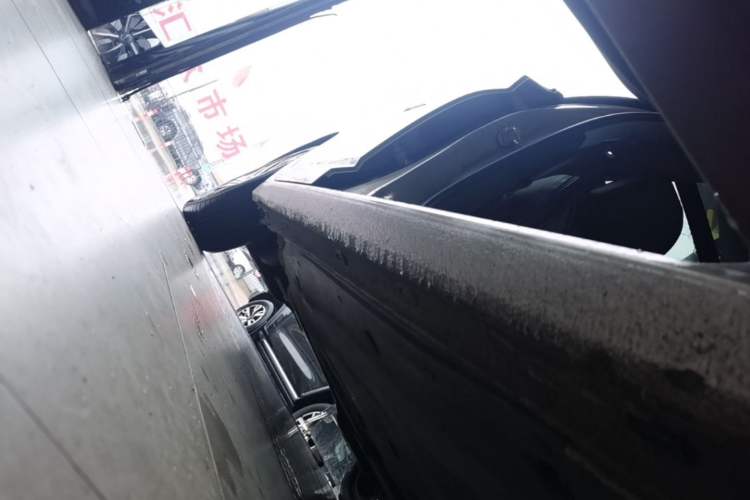 Used Volkswagen Sagitar 2021 280TSI DSG Excellence Edition Right Side Sill
