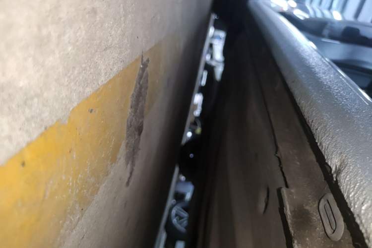 Used Volkswagen Sagitar 2021 280TSI DSG Luxury Smart Connectivity Edition Right Side Sill