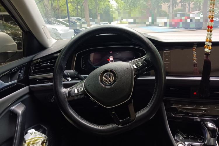 Used Volkswagen Sagitar 2021 280TSI DSG Luxury Smart Connectivity Edition Steering Wheel