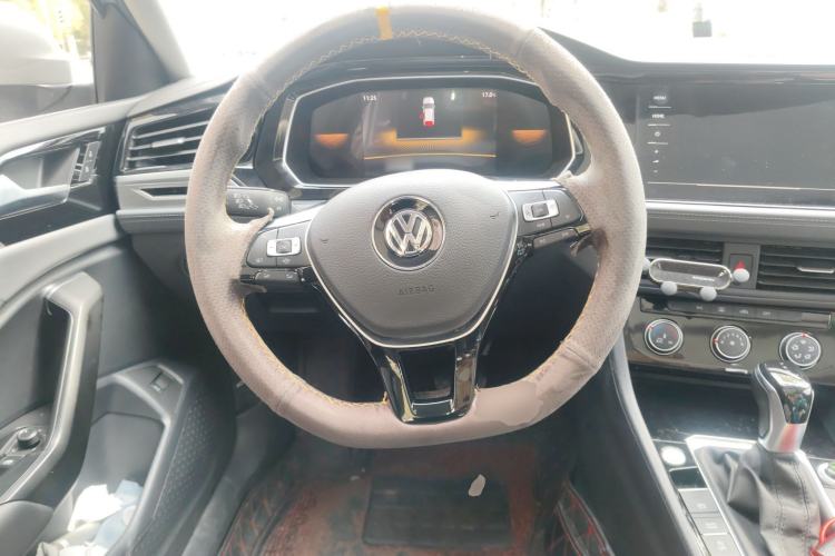 Used Volkswagen Sagitar 2021 280TSI DSG Comfort Connect Edition Steering Wheel