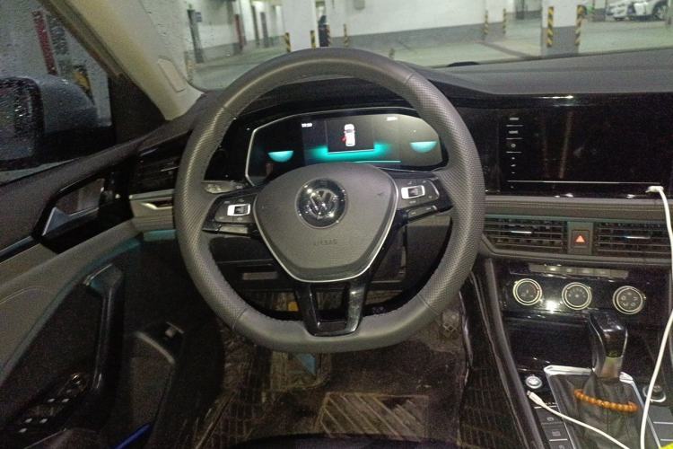 Used Volkswagen Sagitar 2021 280TSI DSG Excellence Edition Steering Wheel