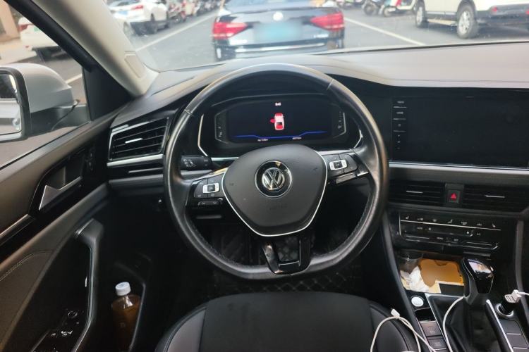 Used Volkswagen Sagitar 2021 280TSI DSG Luxury Smart Connectivity Edition Steering Wheel