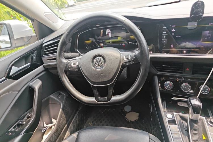 Used Volkswagen Sagitar 2021 280TSI DSG Comfort Connect Edition Steering Wheel