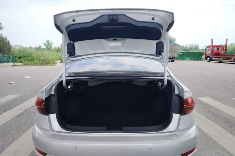 Used Volkswagen Sagitar 2021 280TSI DSG Excellence Edition Trunk
