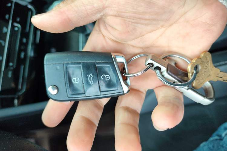 Used Volkswagen Sagitar 2021 280TSI DSG Luxury Smart Connectivity Edition Vehicle Key