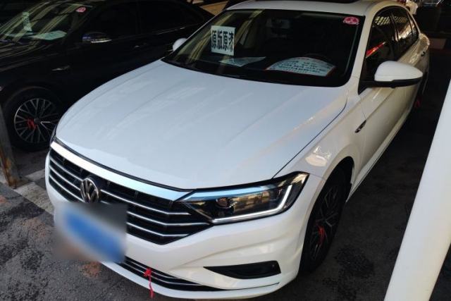 Ojetý Volkswagen Sagitar 2021 280TSI DSG Comfort Connect Edition