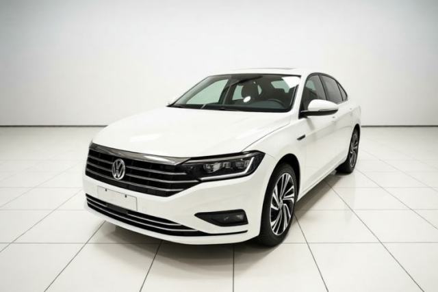 Ojetý Volkswagen Sagitar 2021 200TSI DSG Excellence Edition