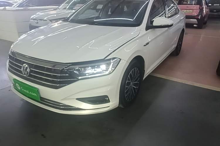 Used Volkswagen Sagitar 2021 200TSI DSG Comfort Connect Edition Guazi used car, China used car export, Used car for sale, Used cars, Cheapest cars for sale