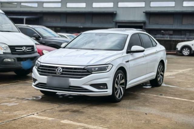 Volkswagen Sagitar 2021 280TSI DSG Excellence Edition usado