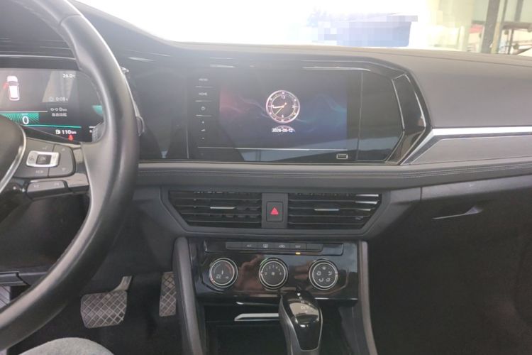 Used Volkswagen Sagitar 2021 280TSI DSG Comfort Connect Edition Audio And AC Panel