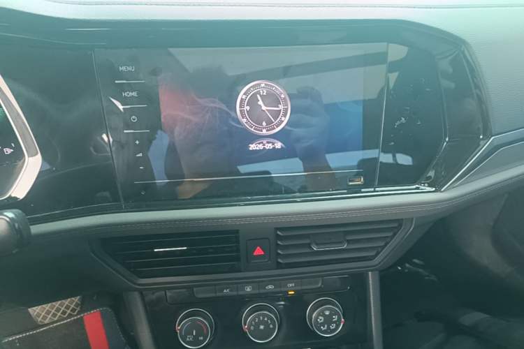 Used Volkswagen Sagitar 2021 200TSI DSG Comfort Connect Edition Audio And AC Panel