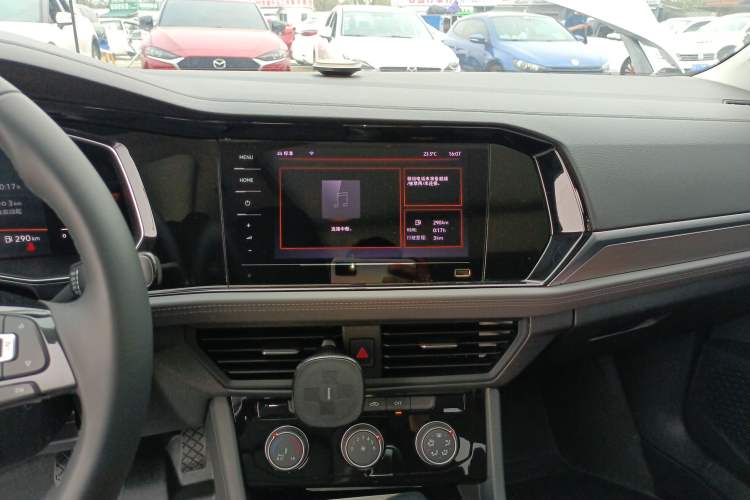Used Volkswagen Sagitar 2021 280TSI DSG Excellence Edition Audio And AC Panel
