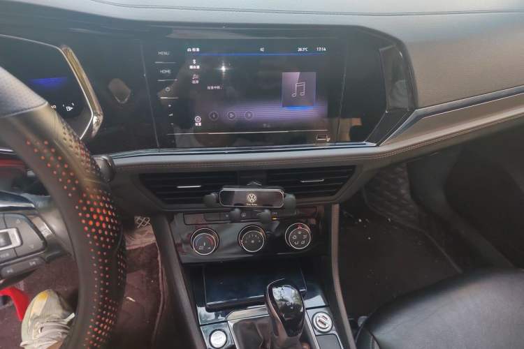 Used Volkswagen Sagitar 2021 280TSI DSG Excellence Edition Audio And AC Panel
