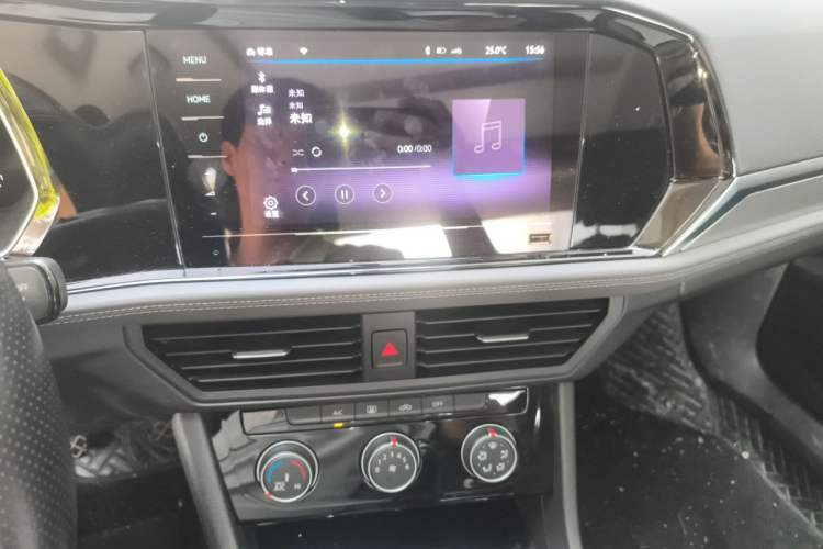 Used Volkswagen Sagitar 2021 280TSI DSG Excellence Edition Audio And AC Panel