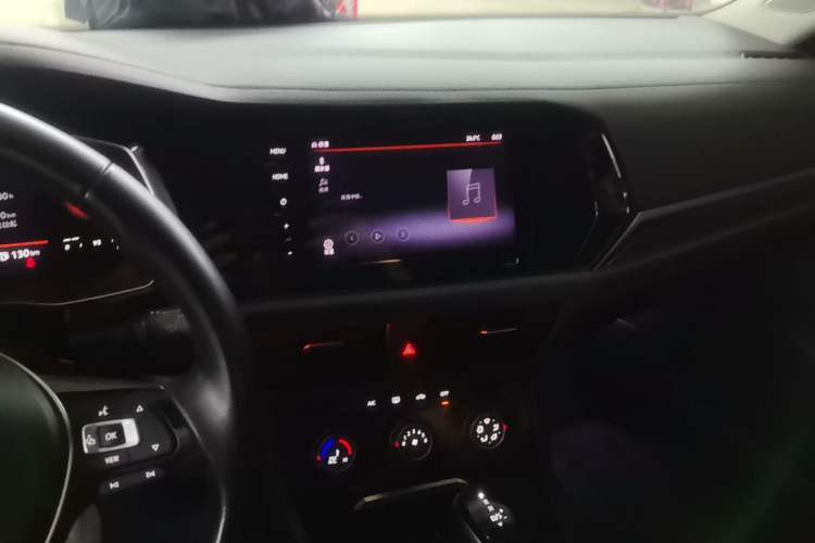 Used Volkswagen Sagitar 2021 280TSI DSG Excellence Edition Audio And AC Panel