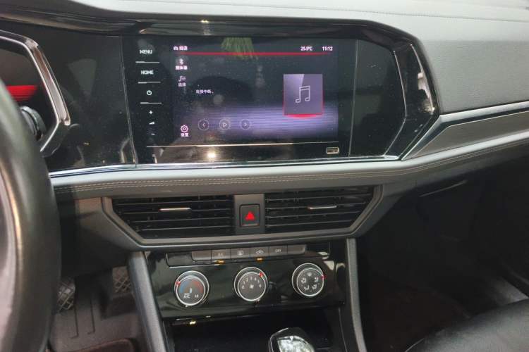 Used Volkswagen Sagitar 2021 280TSI DSG Comfort Connect Edition Audio And AC Panel