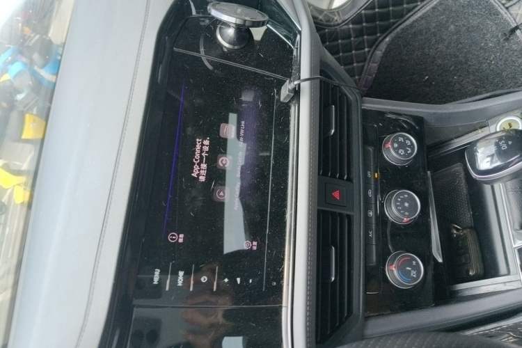 Used Volkswagen Sagitar 2021 200TSI DSG Excellence Edition Audio And AC Panel