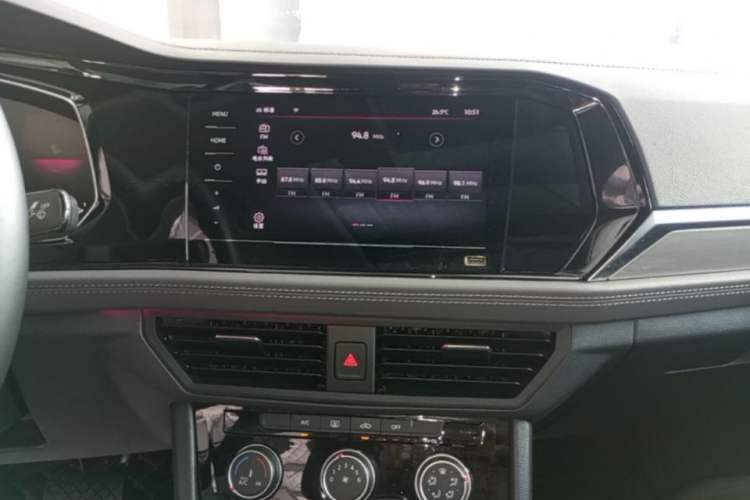 Used Volkswagen Sagitar 2021 280TSI DSG Comfort Connect Edition Audio And AC Panel