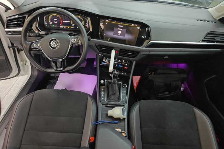 Used Volkswagen Sagitar 2021 280TSI DSG Excellence Edition Center Console
