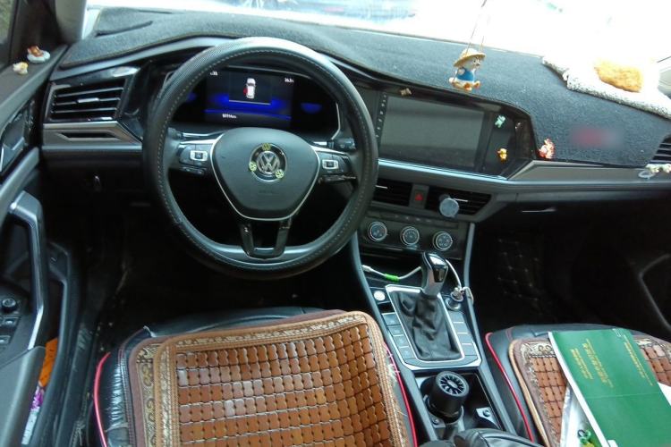 Used Volkswagen Sagitar 2021 200TSI DSG Comfort Connect Edition Center Console
