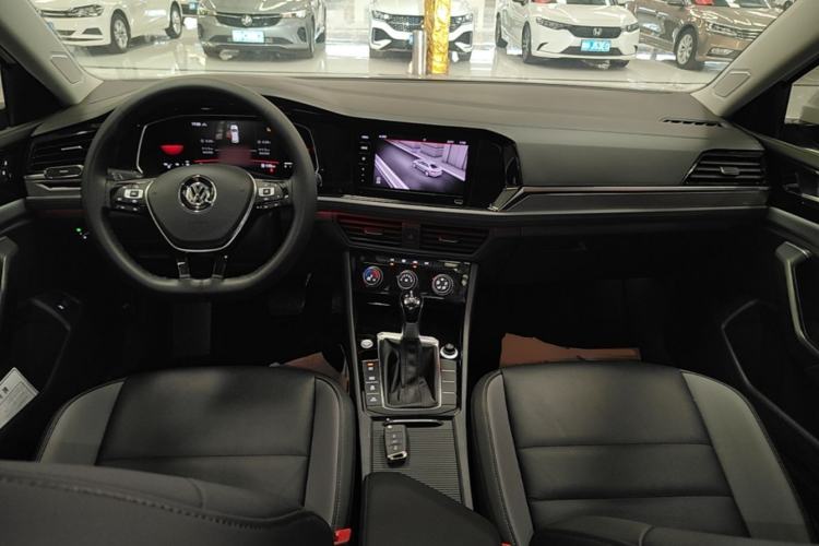 Used Volkswagen Sagitar 2021 200TSI DSG Comfort Connect Edition Center Console