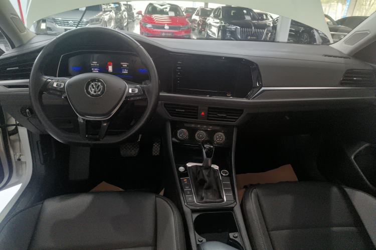 Used Volkswagen Sagitar 2021 280TSI DSG Comfort Connect Edition Center Console